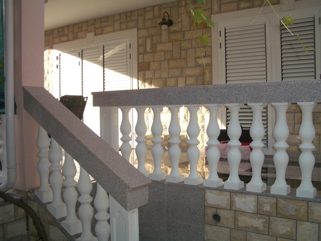 Guest House As Vodice Exteriör bild