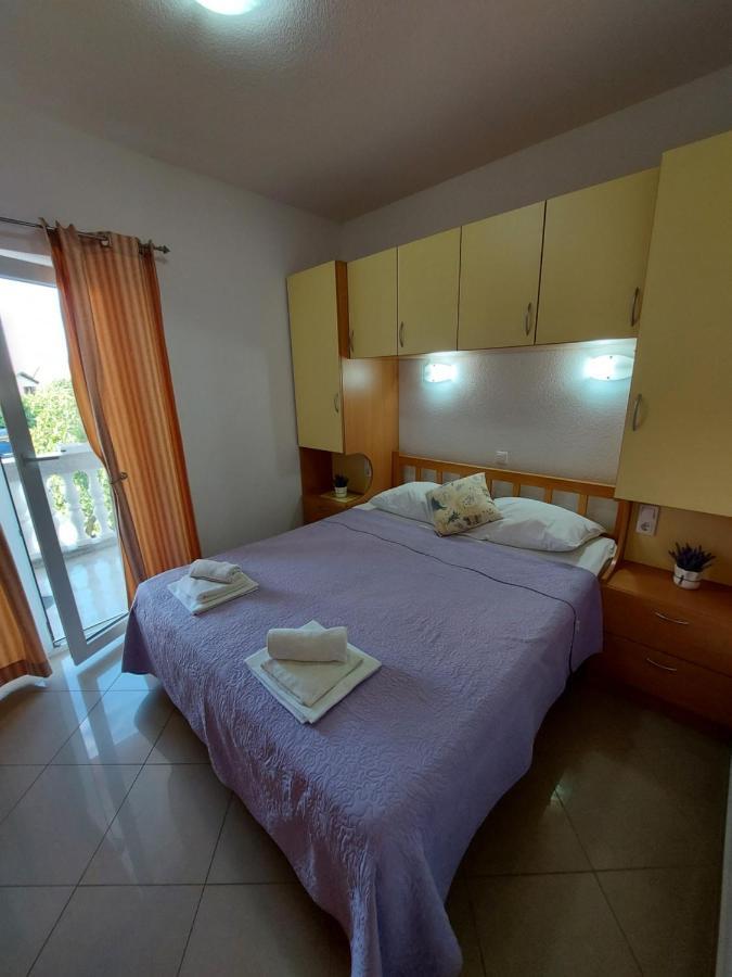 Guest House As Vodice Exteriör bild