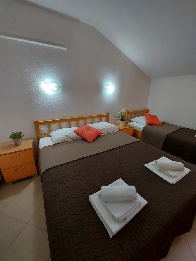 Guest House As Vodice Exteriör bild